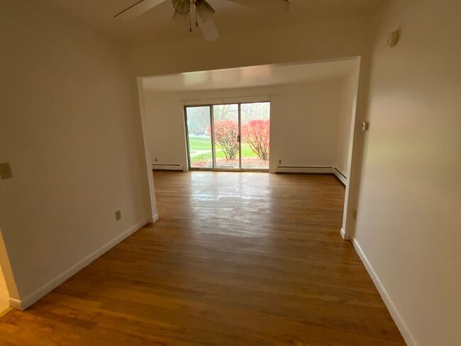 Building Photo - 1201 Island Dr Unit 103 Rental