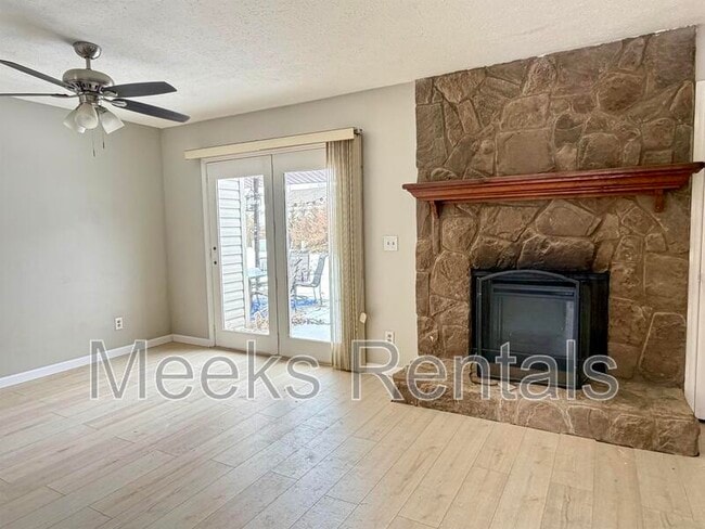 Photo - 205 Fairway Gardens Dr