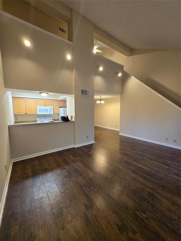 Building Photo - 3900 Aspen Dr Unit C202 Rental