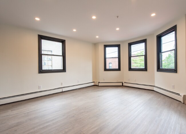 32 Cargill St Unit 3
