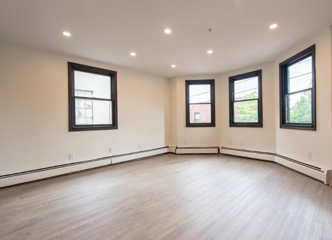 Photo - 32 Cargill St Unit 3