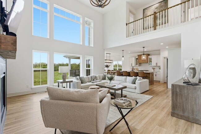 14141 N Lake Shore Dr