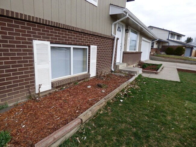 Photo - Spacious 4 Bed/2 Bath Home in North Loveland