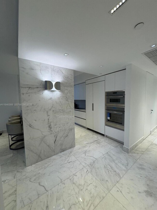 Photo - 1010 Brickell Ave Unidad 1905