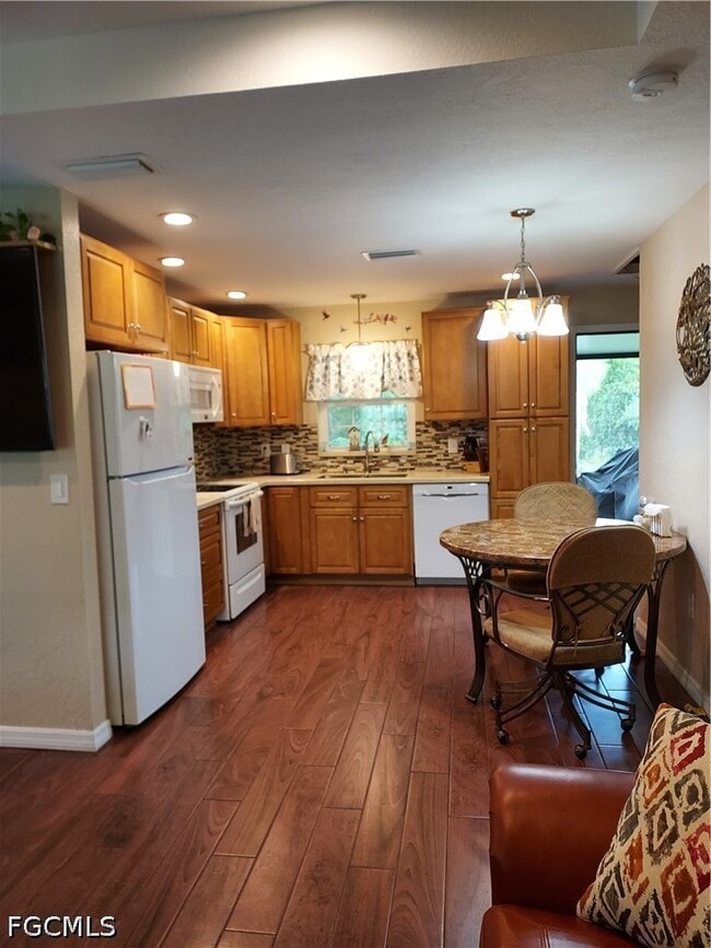 Photo - 3241 Tropicaire Blvd