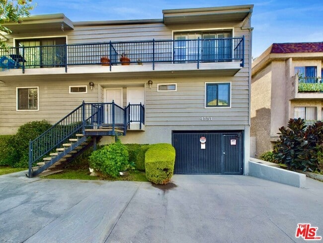 Photo - 4551 Kester Ave Unidad 1