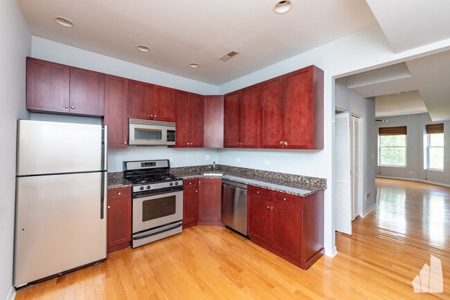 Photo - 3215 W Altgeld St Unit 2