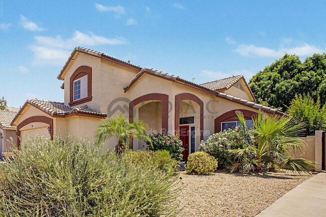 Photo - 820 N Granada Dr