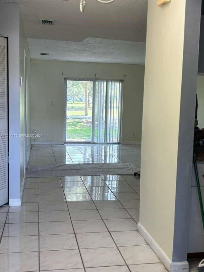 Photo - 7946 NW 41 Ct