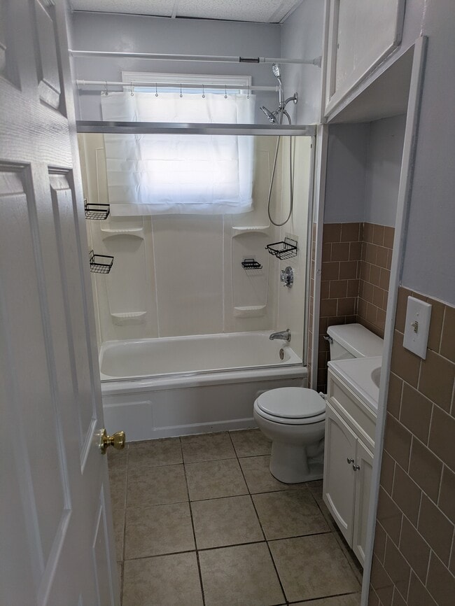 Photo - 224 Doyle St Unit 224 Doyle 2nd floor