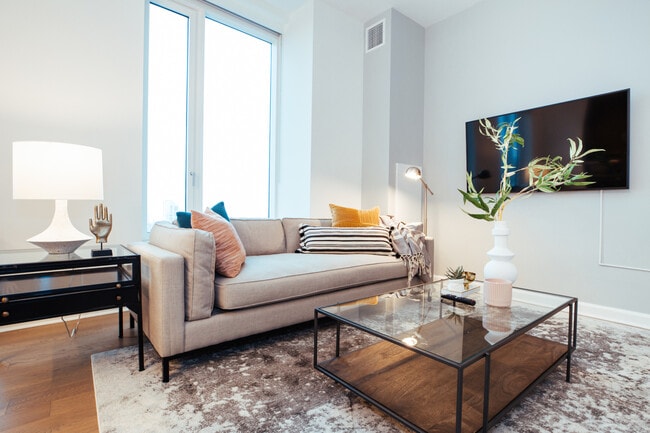 Photo - 511 W Pratt St Unidad 1401