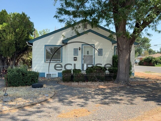 1250 Orchard Ave