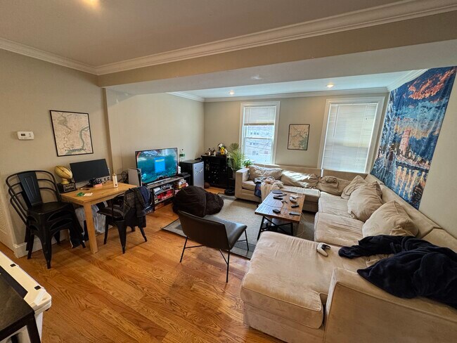 183 River St Unit 2