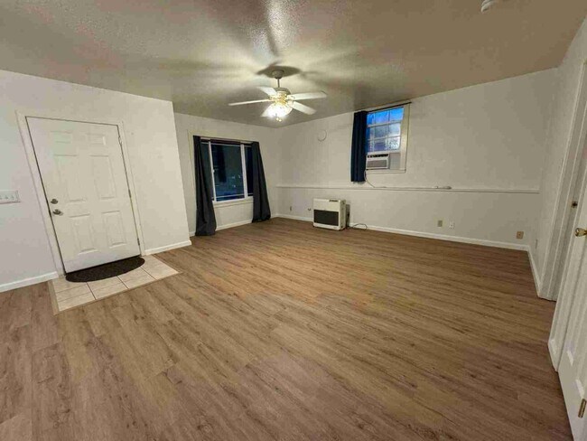 Photo - 30776 Crag View Dr Unidad A