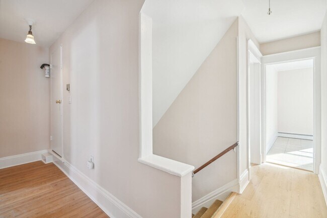 Photo - 84 Old Tappan Rd Unit 2