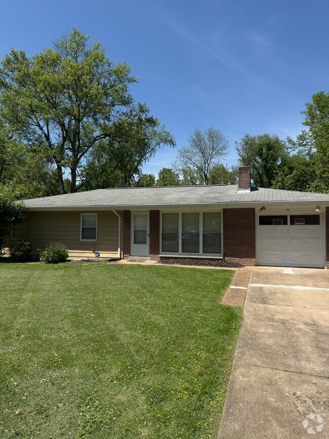 Building Photo - 42 Rolling Hills Dr Rental
