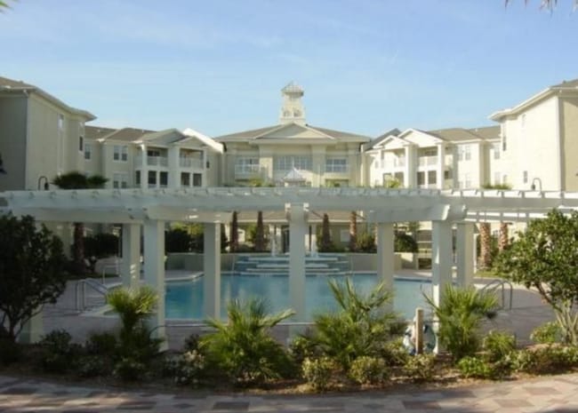 Building Photo - Gardens of Bridgehampton Condo - 3 bed - 3...