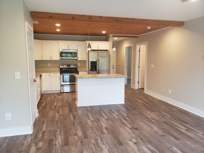 Photo - Lovely 2 bedroom 2 bath unfurnished home located in the Pine Ridge Community - Holly Ridge