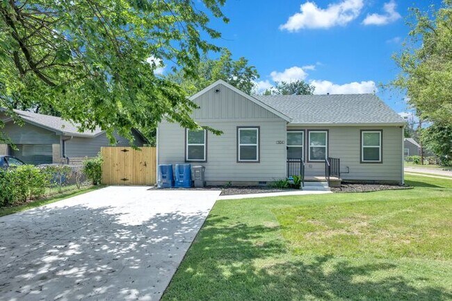 Stunning 3-Bedroom Home with Modern Upgrades in Tulsa
