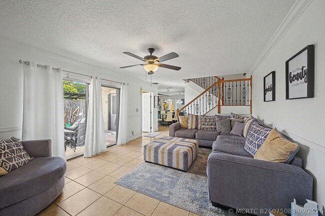 149 Lake Arbor Dr