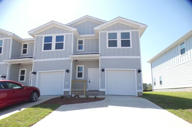 NEW TOWNHOMES NEXT TO NAVY FEDERAL - NEW TOWNHOMES NEXT TO NAVY FEDERAL