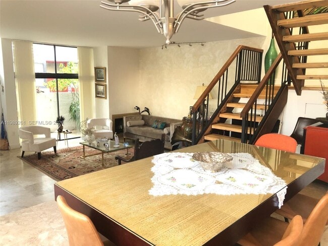 Building Photo - 3027 NE 183rd Ln