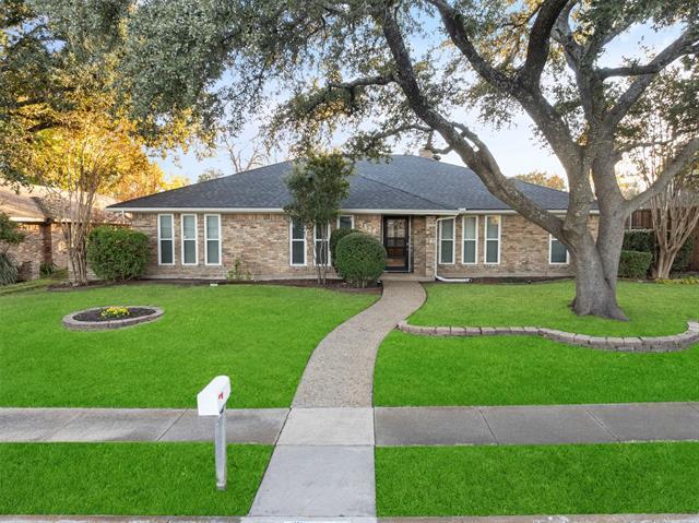 Building Photo - 3528 Pinehurst Dr