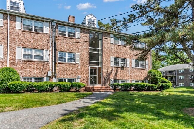 Building Photo - 23 Edgelawn Ave Unit 6 Rental