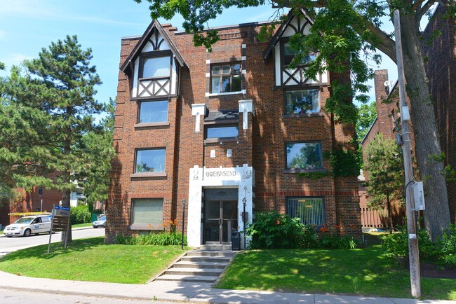 Photo - 3010 Queen Street East Unit 10