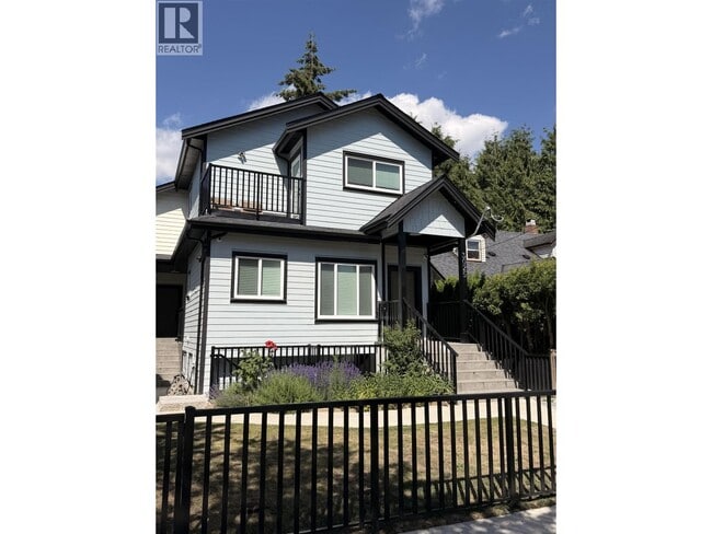 Photo - 3025 Kings Ave