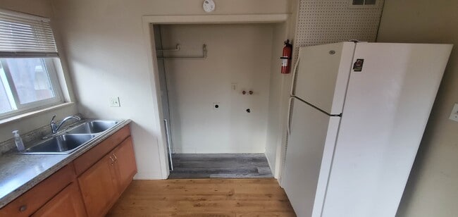 Photo - 3101 California St