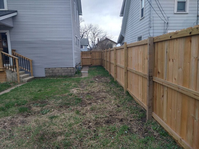 Photo - 587 S Ogden Ave