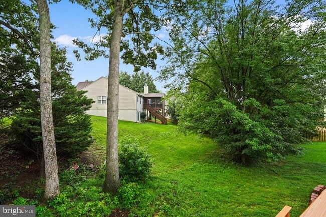 71 Basalt Dr