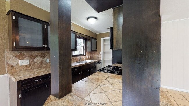 Photo - 1418 Magnolia Dr