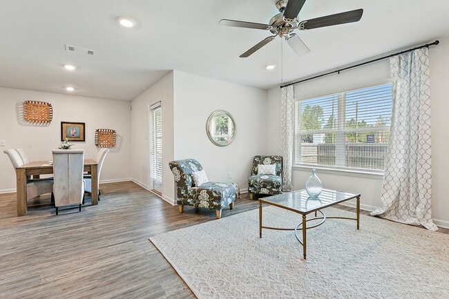 Photo - Emerald Lakes South