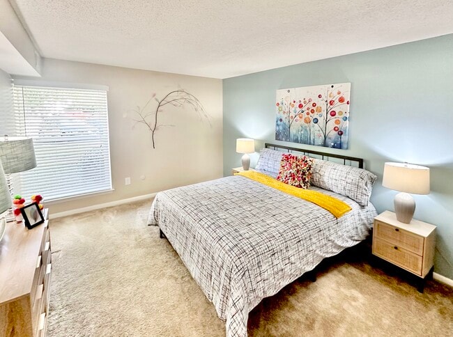 Photo - South Lake Apartments