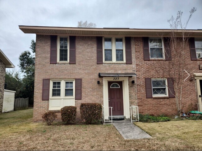 Photo - Oaks Townhouses