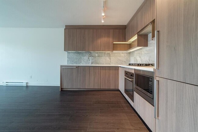 Photo - 13750-13100 100 Ave Unit 3815