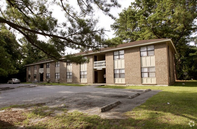 Primary Photo - 2001 Westlake Ave Apartments