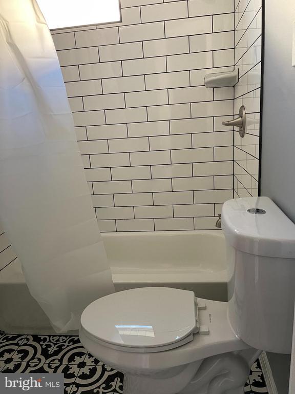 Photo - 3102 Hartville St