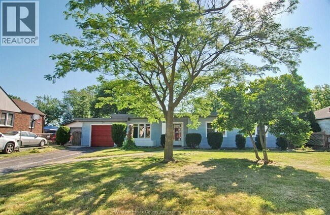 Photo - 2410 Norman Rd