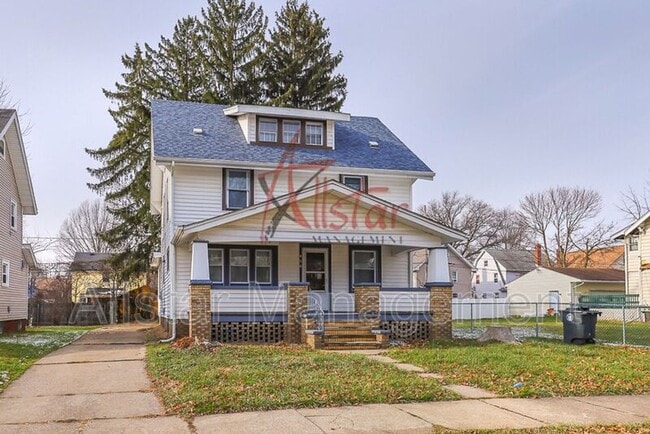 Photo - 458 Hillwood Dr