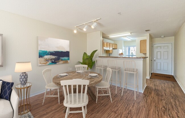 Photo - Oak Meadows Apartments