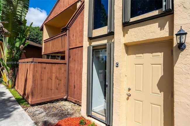 Photo - 6211 SW 116th Pl