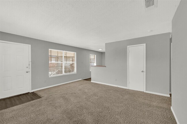 Photo - 1711 Wichita St Unit 14