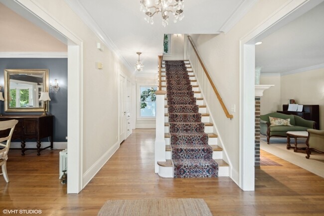 Photo - 645 N Park Blvd