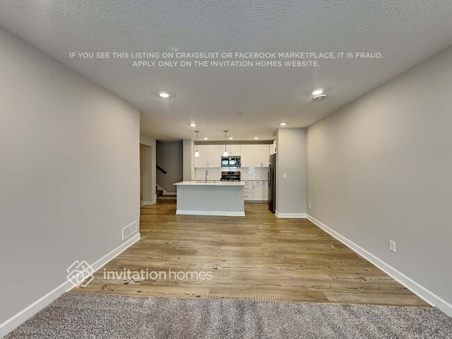 10926 Zest St NE