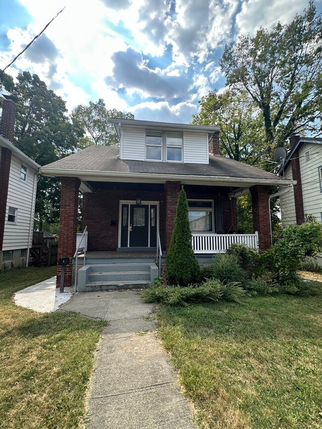 Building Photo - 6165 Grand Vista Ave Unit 1 Rental
