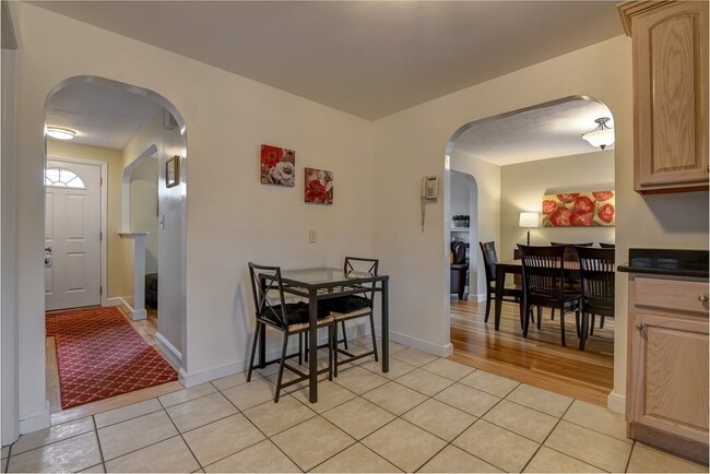 Photo - 91 Nahatan St