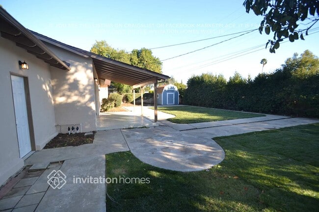 957 N Primrose Ave